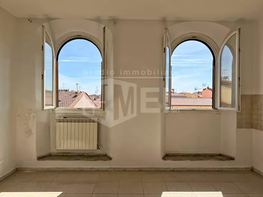Immagine 3 di Appartamento in vendita  in Via Mentana a Livorno