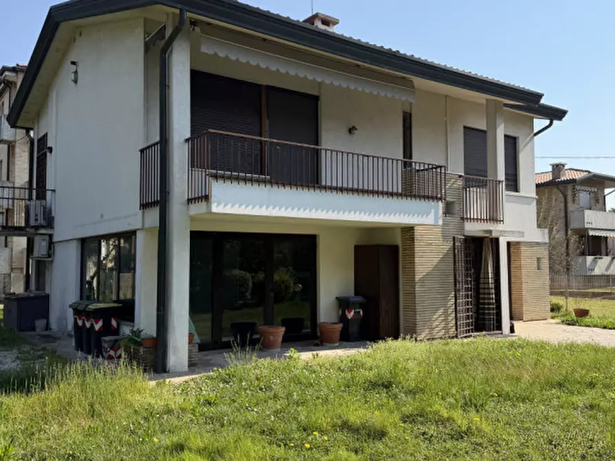 Immagine 3 di Villa in vendita  in Noventa Padovana Via Podestarile, 28 a Padova