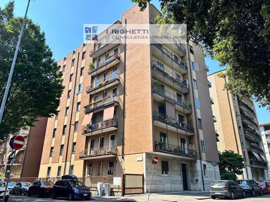 Immagine 1 di Appartamento in vendita  in Lungadige Catena a Verona