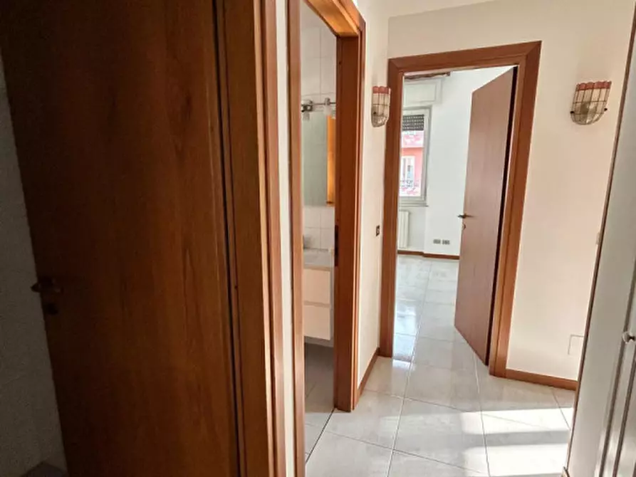 Immagine 19 di Appartamento in vendita  in Lungadige Catena a Verona