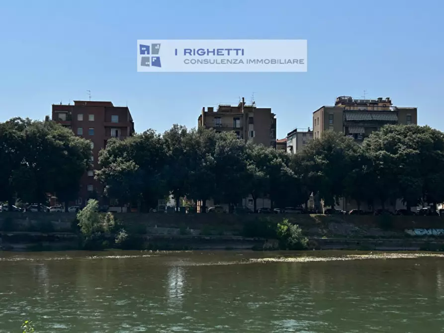 Immagine 21 di Appartamento in vendita  in Lungadige Catena a Verona