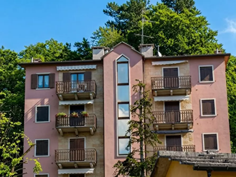 Immagine 20 di Appartamento in vendita  in via Sbrica, 4a a Bosco Chiesanuova