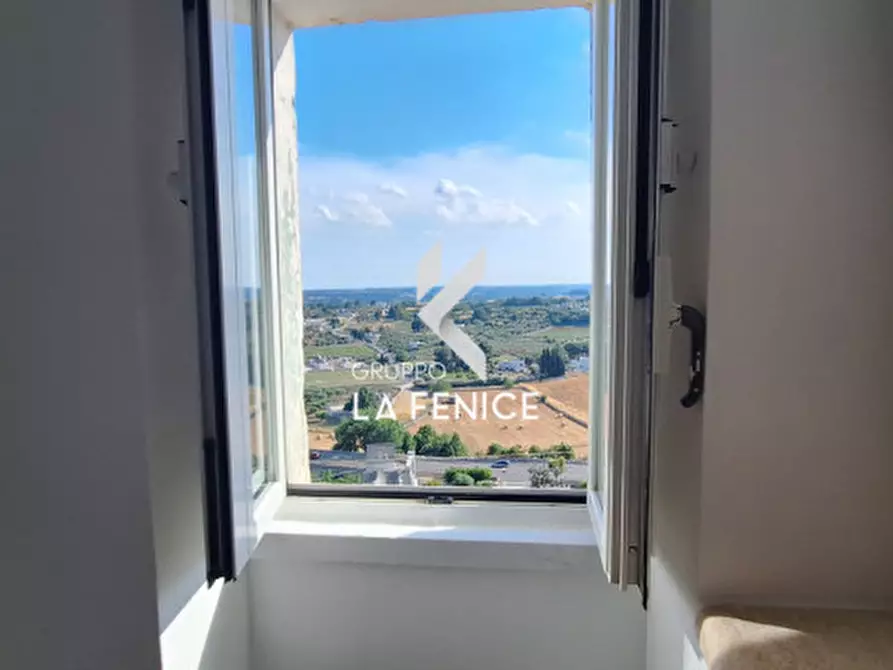 Immagine 1 di Appartamento in vendita  in via Aprile a Locorotondo