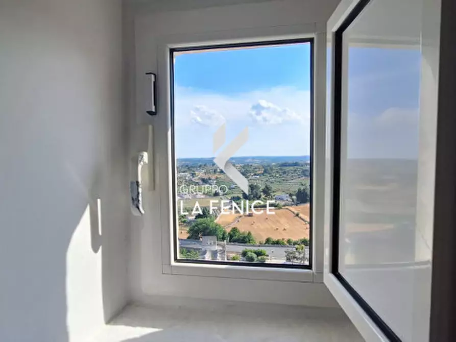 Immagine 22 di Appartamento in vendita  in via Aprile a Locorotondo
