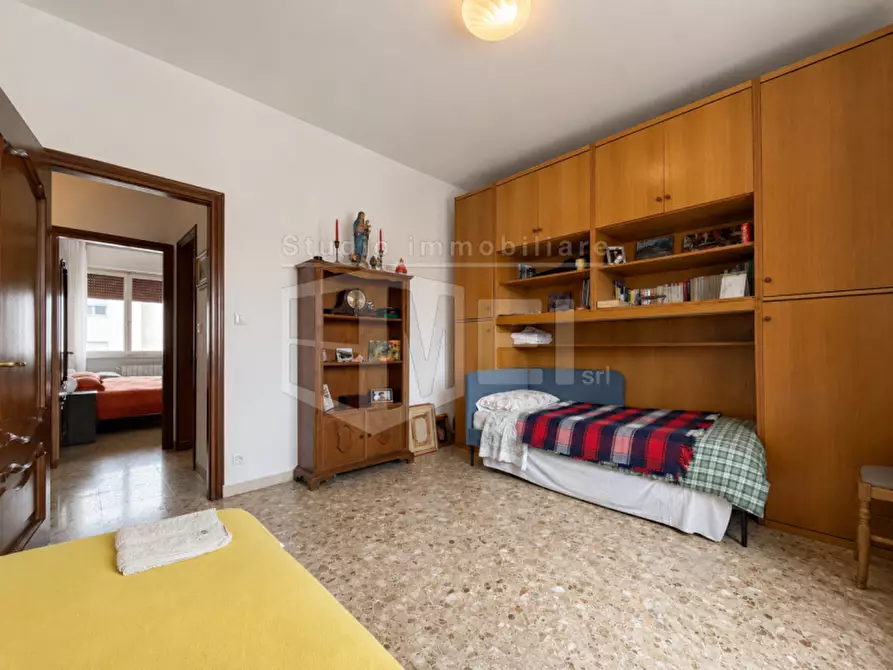 Immagine 24 di Appartamento in vendita  in via delle siepi 54 a Livorno