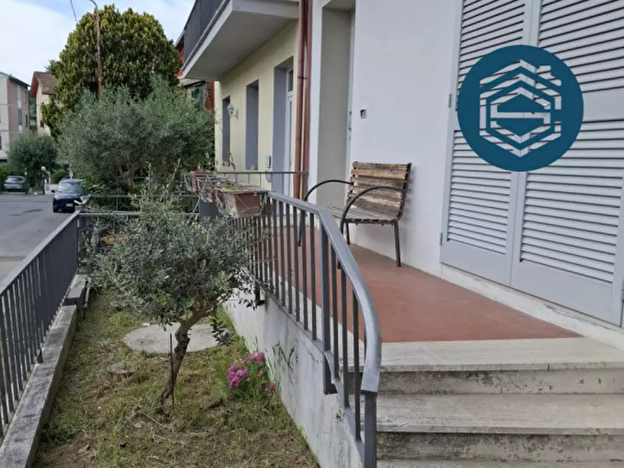 Immagine 30 di Casa indipendente in vendita  in Via Ferdinando I De' Medici 9 a Poggio A Caiano