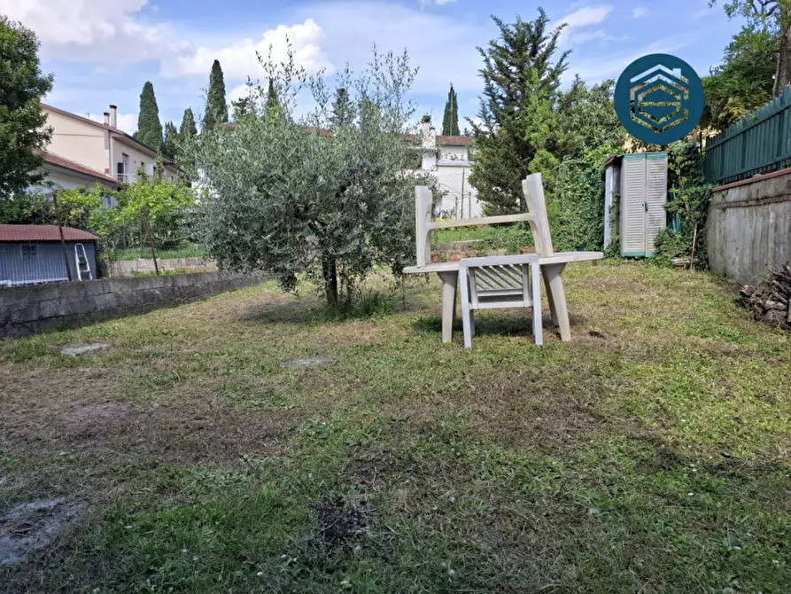 Immagine 32 di Casa indipendente in vendita  in Via Ferdinando I De' Medici 9 a Poggio A Caiano