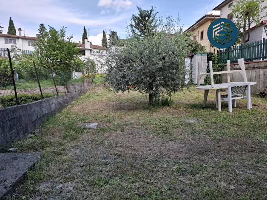 Immagine 35 di Casa indipendente in vendita  in Via Ferdinando I De' Medici 9 a Poggio A Caiano