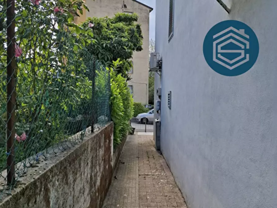 Immagine 41 di Casa indipendente in vendita  in Via Ferdinando I De' Medici 9 a Poggio A Caiano