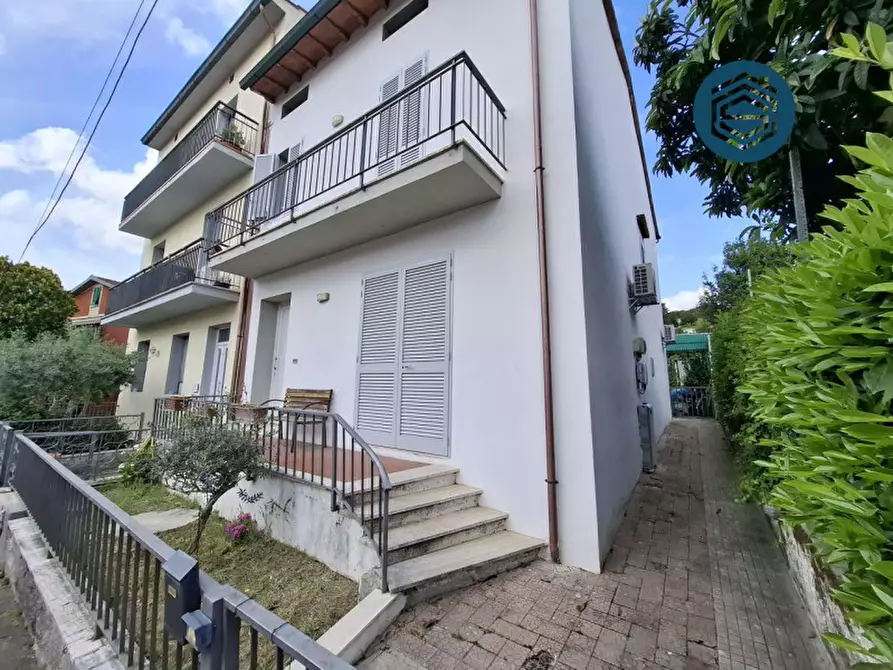 Immagine 42 di Casa indipendente in vendita  in Via Ferdinando I De' Medici 9 a Poggio A Caiano
