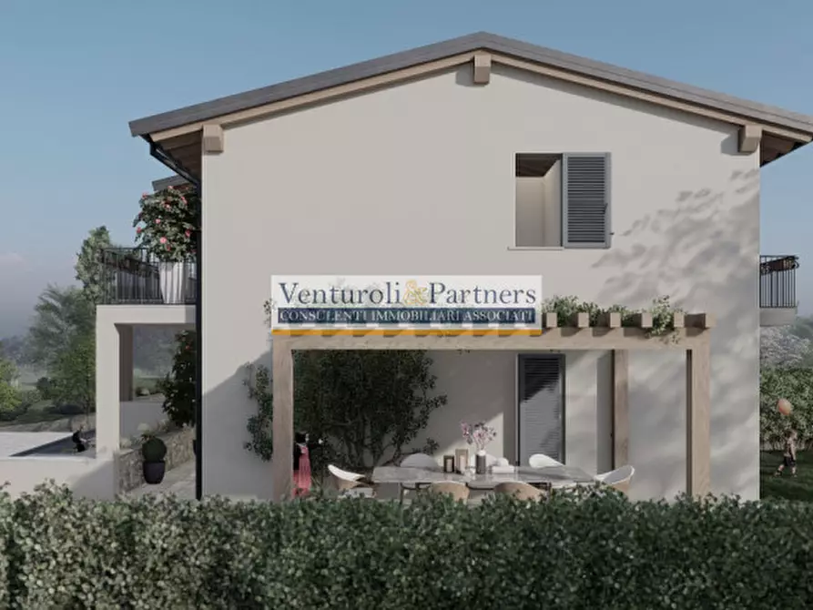 Immagine 2 di Villetta a schiera in vendita  in Via San Pietro a Desenzano Del Garda