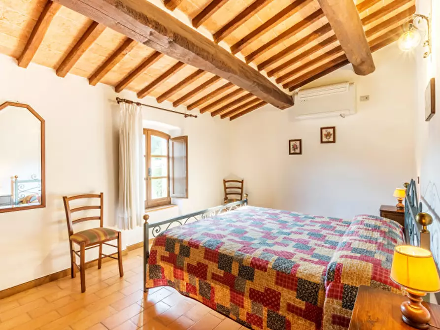 Immagine 16 di Agriturismo in vendita  a Passignano Sul Trasimeno