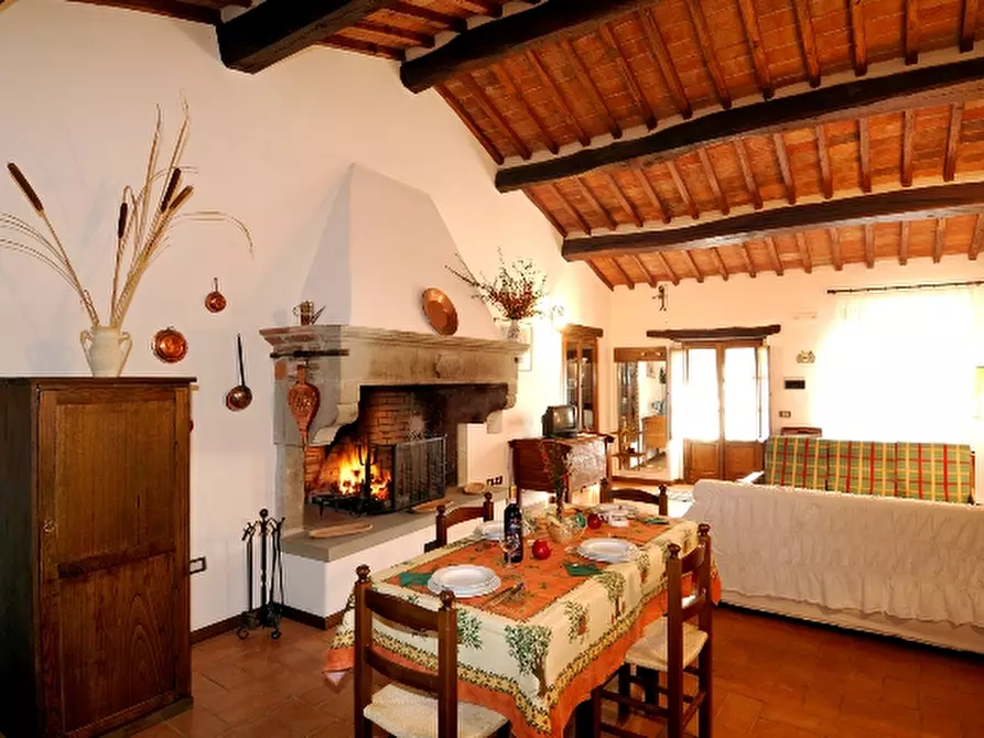 Immagine 24 di Agriturismo in vendita  a Passignano Sul Trasimeno