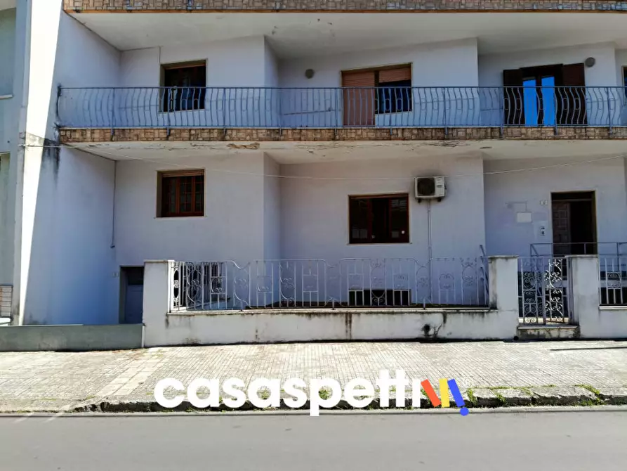 Immagine 2 di Appartamento in vendita  in Via Dante Alighieri, 23 a Presicce-Acquarica