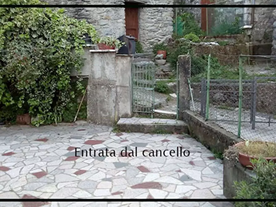 Immagine 2 di Casa indipendente in vendita  in Via Beforco a Fivizzano