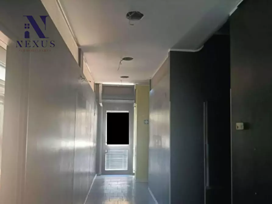 Immagine 4 di Negozio in vendita  in Via Canale Albani 1 e 8/A a Fano