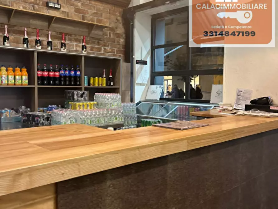 Immagine 7 di Attività commerciale in vendita  in viale dante a Cassino