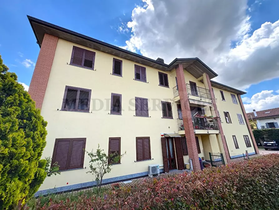 Immagine 1 di Appartamento in vendita  in via Gioacchino Rossini n° 5 a Gropello Cairoli