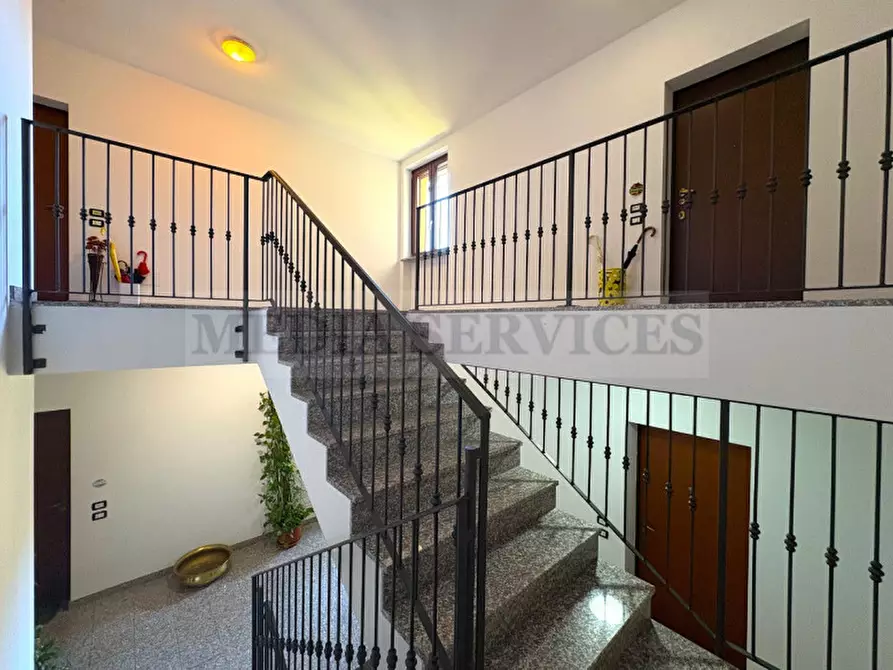Immagine 4 di Appartamento in vendita  in via Gioacchino Rossini n° 5 a Gropello Cairoli