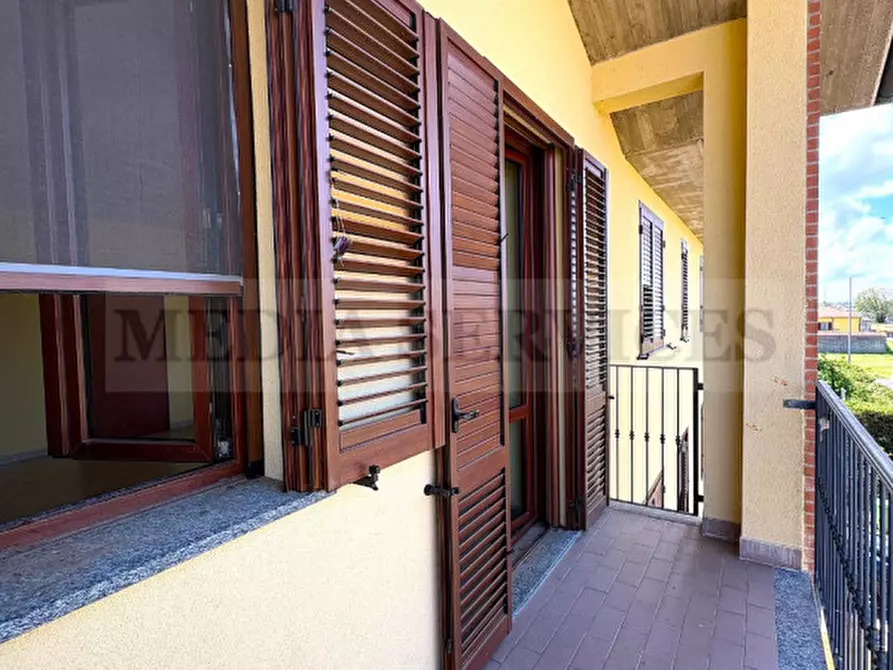 Immagine 13 di Appartamento in vendita  in via Gioacchino Rossini n° 5 a Gropello Cairoli