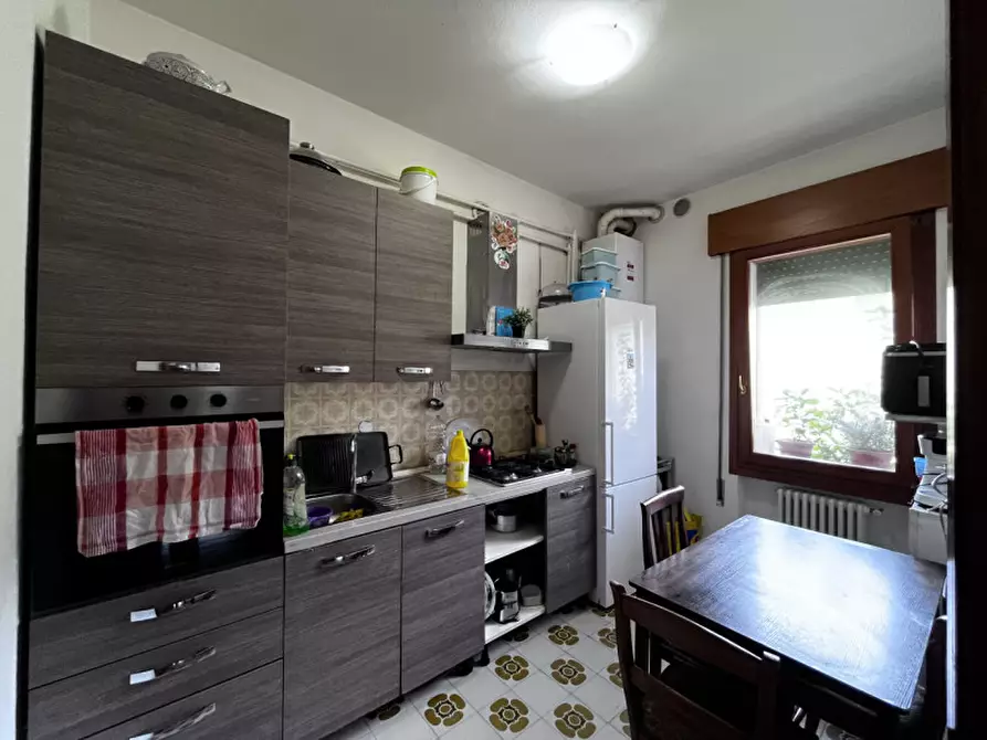 Immagine 2 di Appartamento in vendita  in Via Veneto a Rovolon