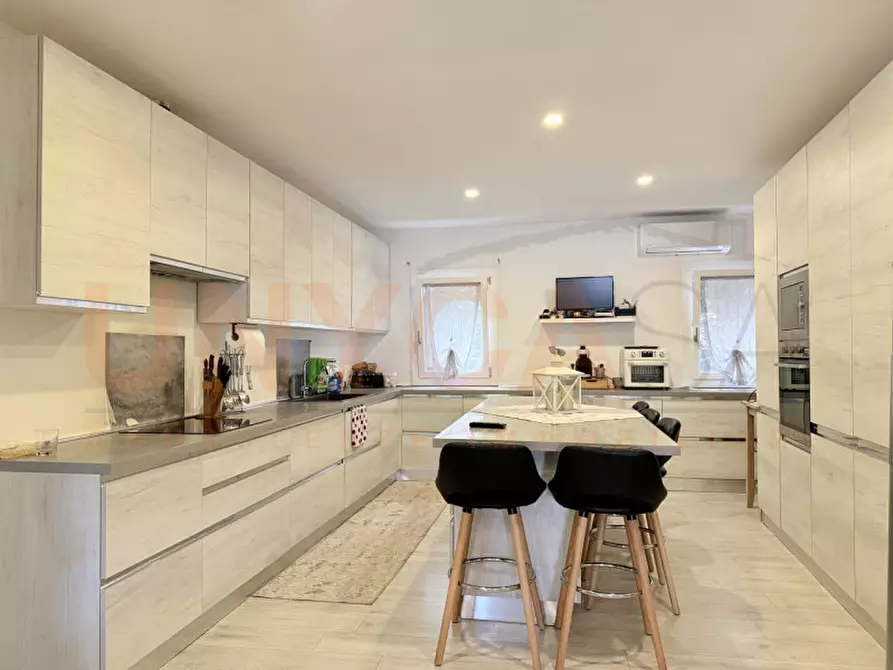 Immagine 2 di Villa in vendita  in Via Monte Sabotino a Mestrino