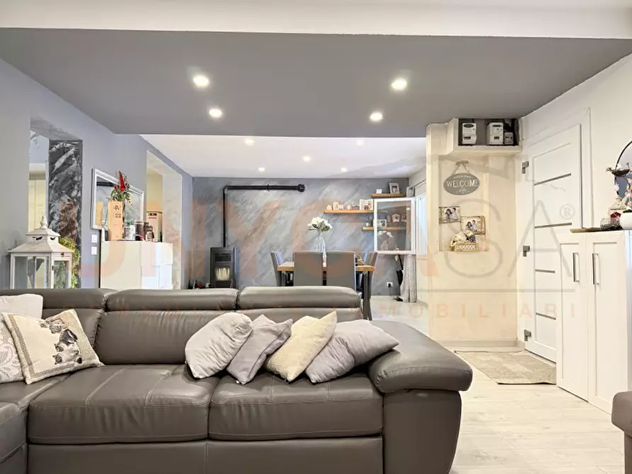 Immagine 4 di Villa in vendita  in Via Monte Sabotino a Mestrino