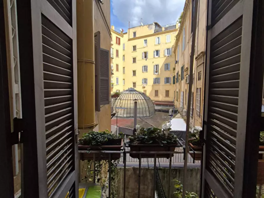 Immagine 17 di Appartamento in vendita  in Passeggiata di Ripetta a Roma