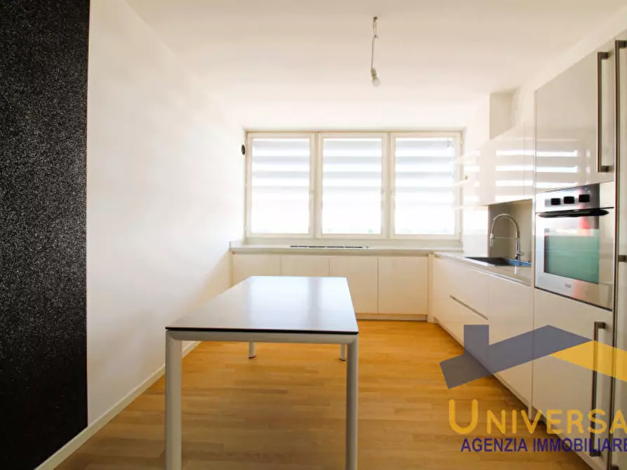 Immagine 13 di Appartamento in vendita  in VIA DIEGO VALERI n. 8  Interno 30 Piano 6 a Camposampiero