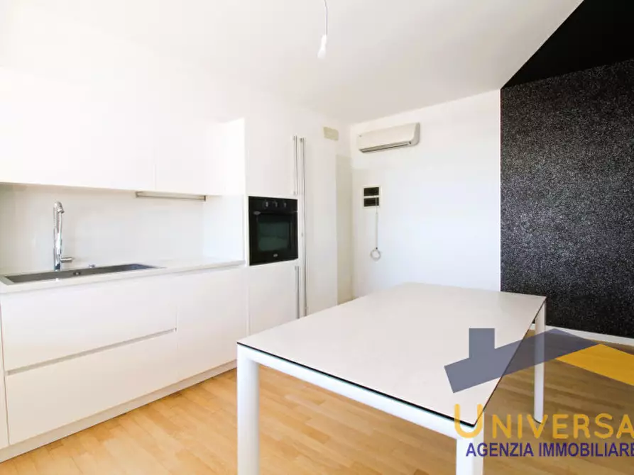 Immagine 19 di Appartamento in vendita  in VIA DIEGO VALERI n. 8  Interno 30 Piano 6 a Camposampiero
