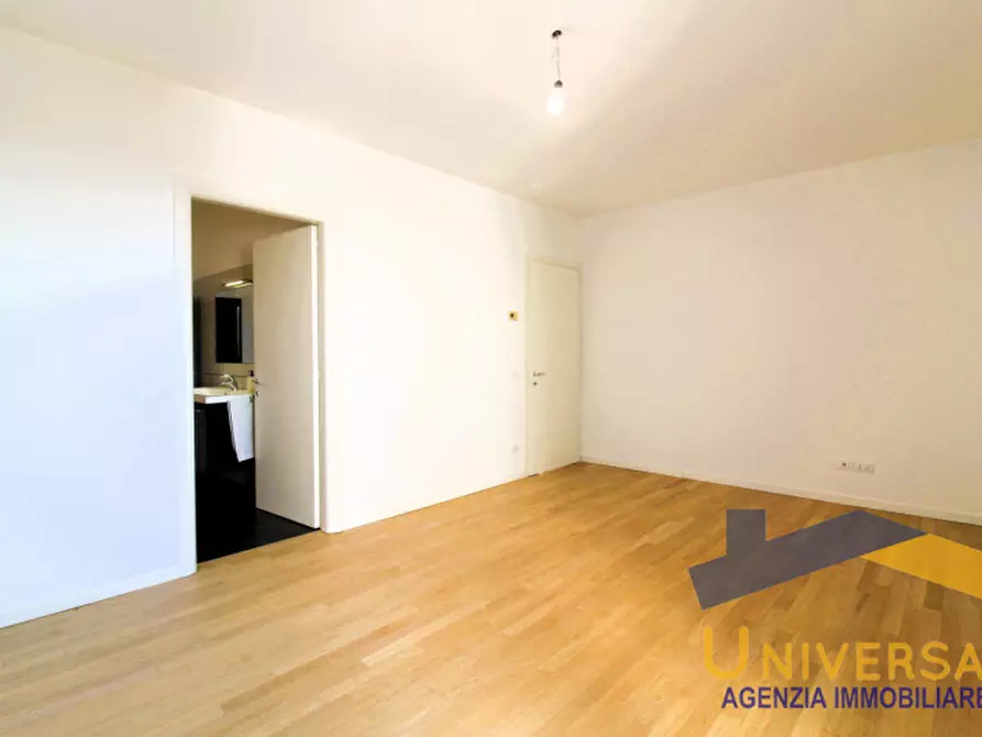 Immagine 39 di Appartamento in vendita  in VIA DIEGO VALERI n. 8  Interno 30 Piano 6 a Camposampiero