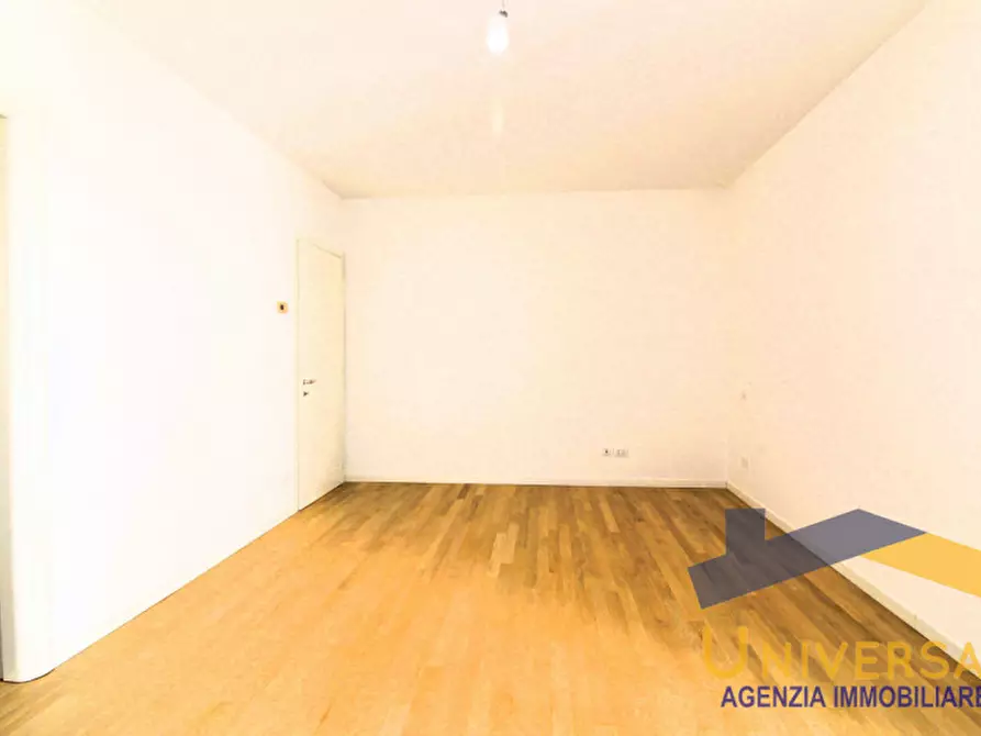 Immagine 40 di Appartamento in vendita  in VIA DIEGO VALERI n. 8  Interno 30 Piano 6 a Camposampiero