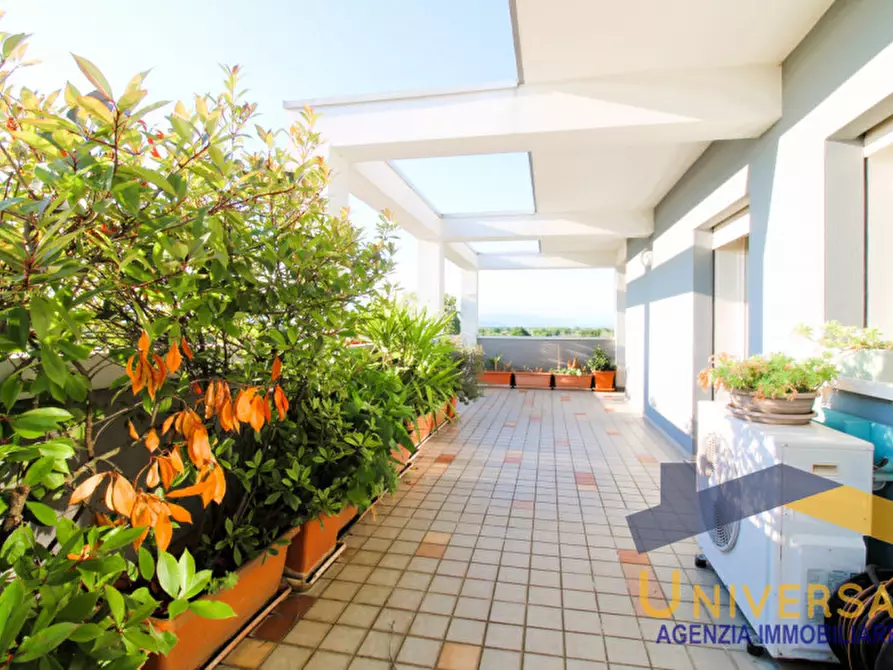 Immagine 48 di Appartamento in vendita  in VIA DIEGO VALERI n. 8  Interno 30 Piano 6 a Camposampiero