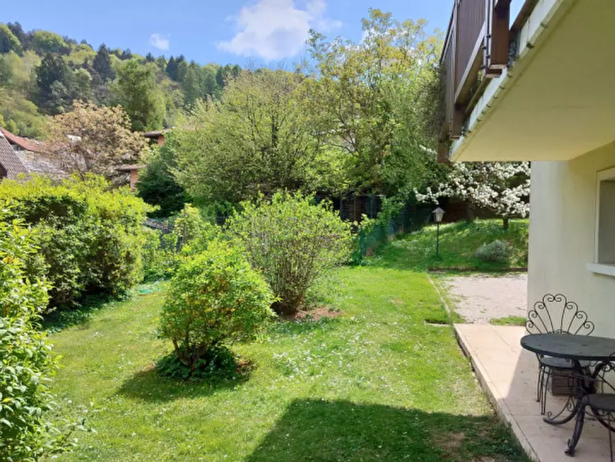 Immagine 1 di Villa in vendita  a Trento