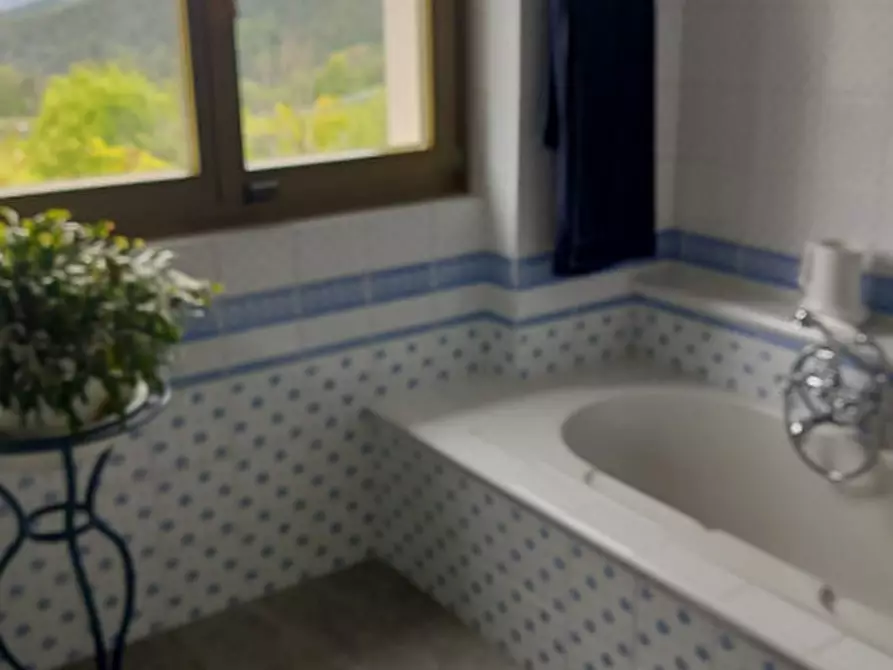Immagine 29 di Villa in vendita  a Trento