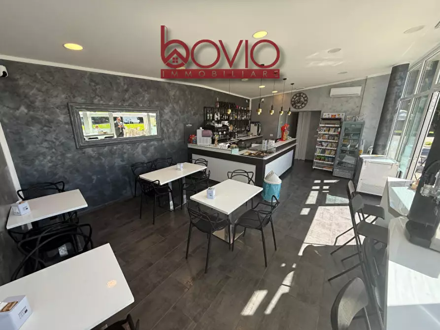 Immagine 5 di Attività commerciale in vendita  in Via Canonico Bartolomeo Elia SNC a San Mauro Torinese