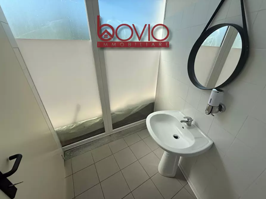 Immagine 51 di Attività commerciale in vendita  in Via Canonico Bartolomeo Elia SNC a San Mauro Torinese