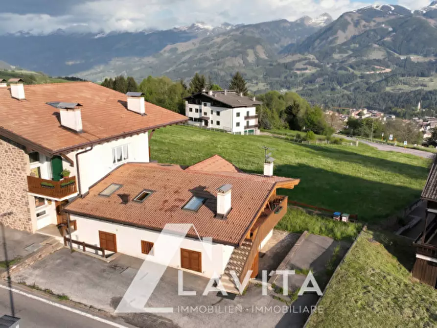 Immagine 32 di Appartamento in vendita  in Via Costa dall'Or -Strada Statale 620 del Passo di Lavazè a Ville Di Fiemme