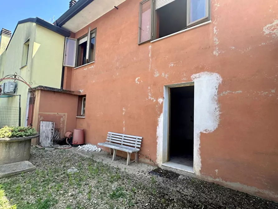 Immagine 28 di Villetta a schiera in vendita  in Via Scapacchiò a Selvazzano Dentro