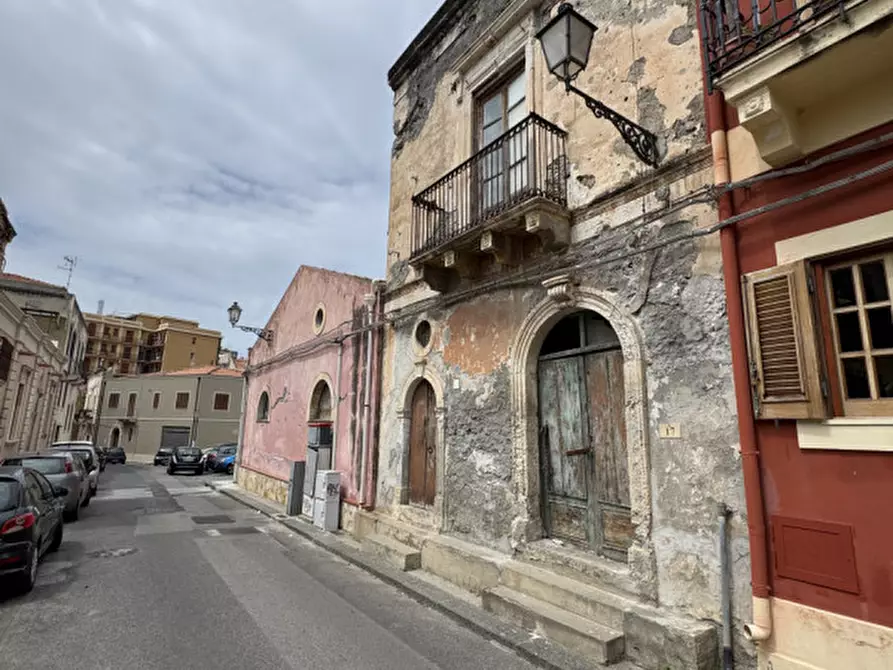 Immagine 18 di Appartamento in vendita  in Via Santa Maria Maggiore,17 a Milazzo