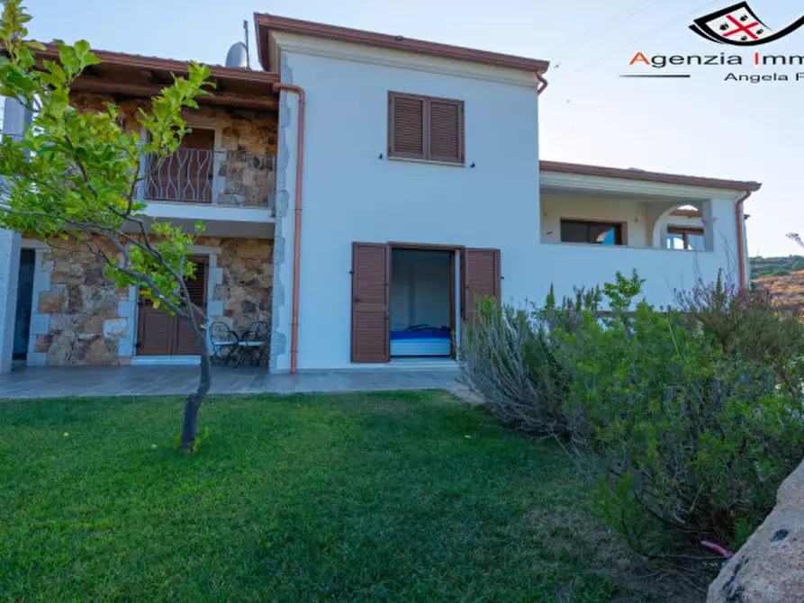 Immagine 24 di Villa in vendita  a Budoni