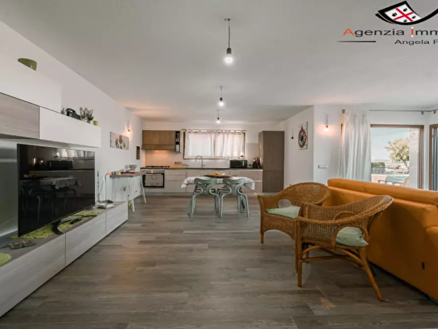 Immagine 47 di Villa in vendita  a Budoni