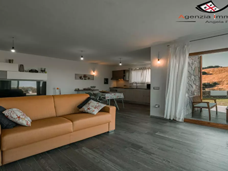 Immagine 52 di Villa in vendita  a Budoni