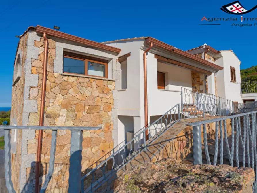 Immagine 56 di Villa in vendita  a Budoni