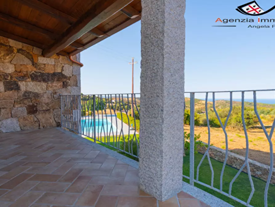 Immagine 76 di Villa in vendita  a Budoni