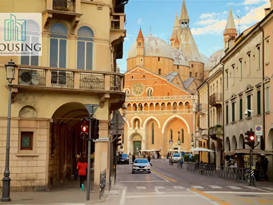 Immagine 2 di Appartamento in vendita  in Via Galileo Galilei a Padova