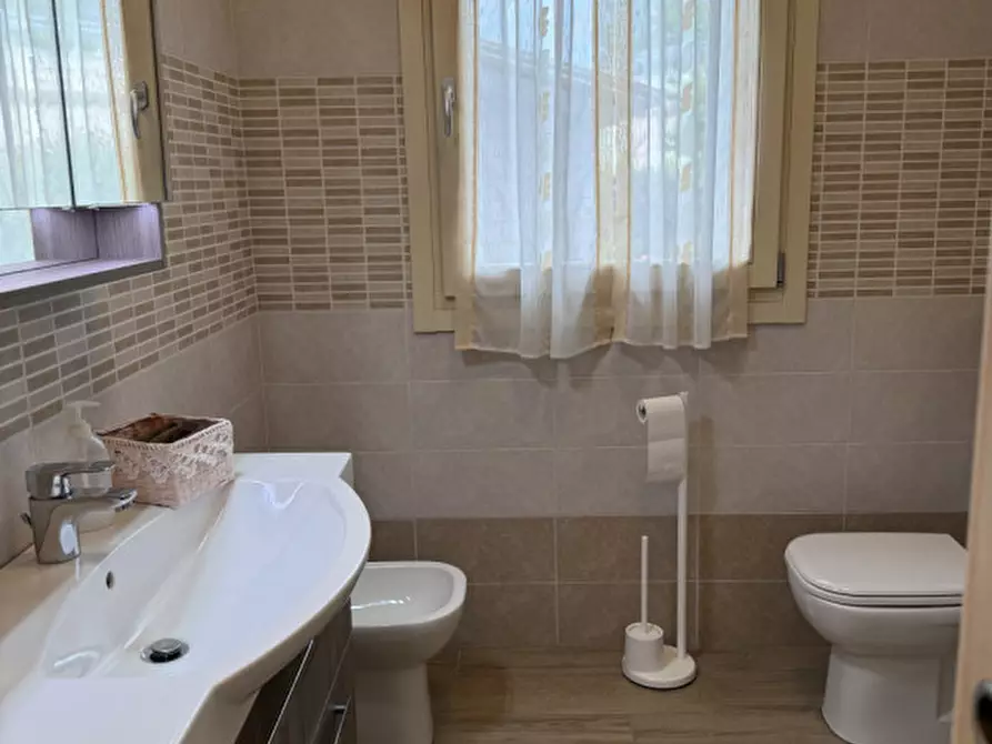 Immagine 22 di Casa bifamiliare in vendita  in Via Montanara a Rovigo