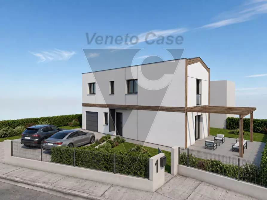 Immagine 2 di Villa in vendita  in Via Udine a Saonara