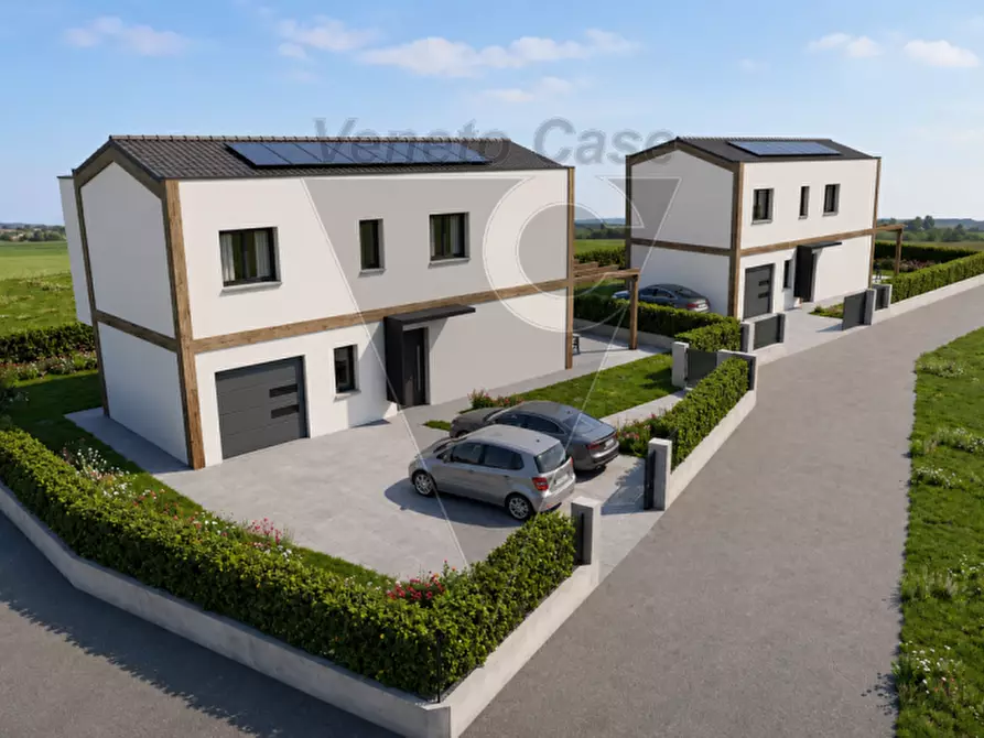 Immagine 3 di Villa in vendita  in Via Udine a Saonara