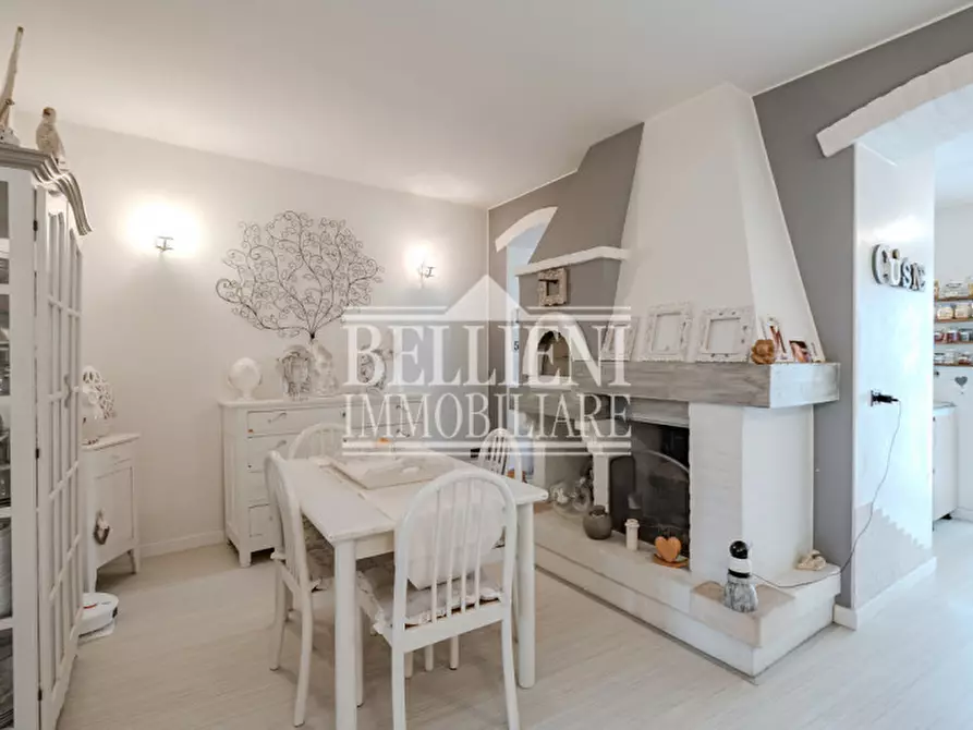 Immagine 1 di Casa indipendente in vendita  in Viale Riviera Berica a Vicenza